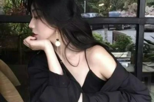 51岁刘恺威近况曝光！与杨幂离婚已经7年与李晓峰分手后事业遇挫